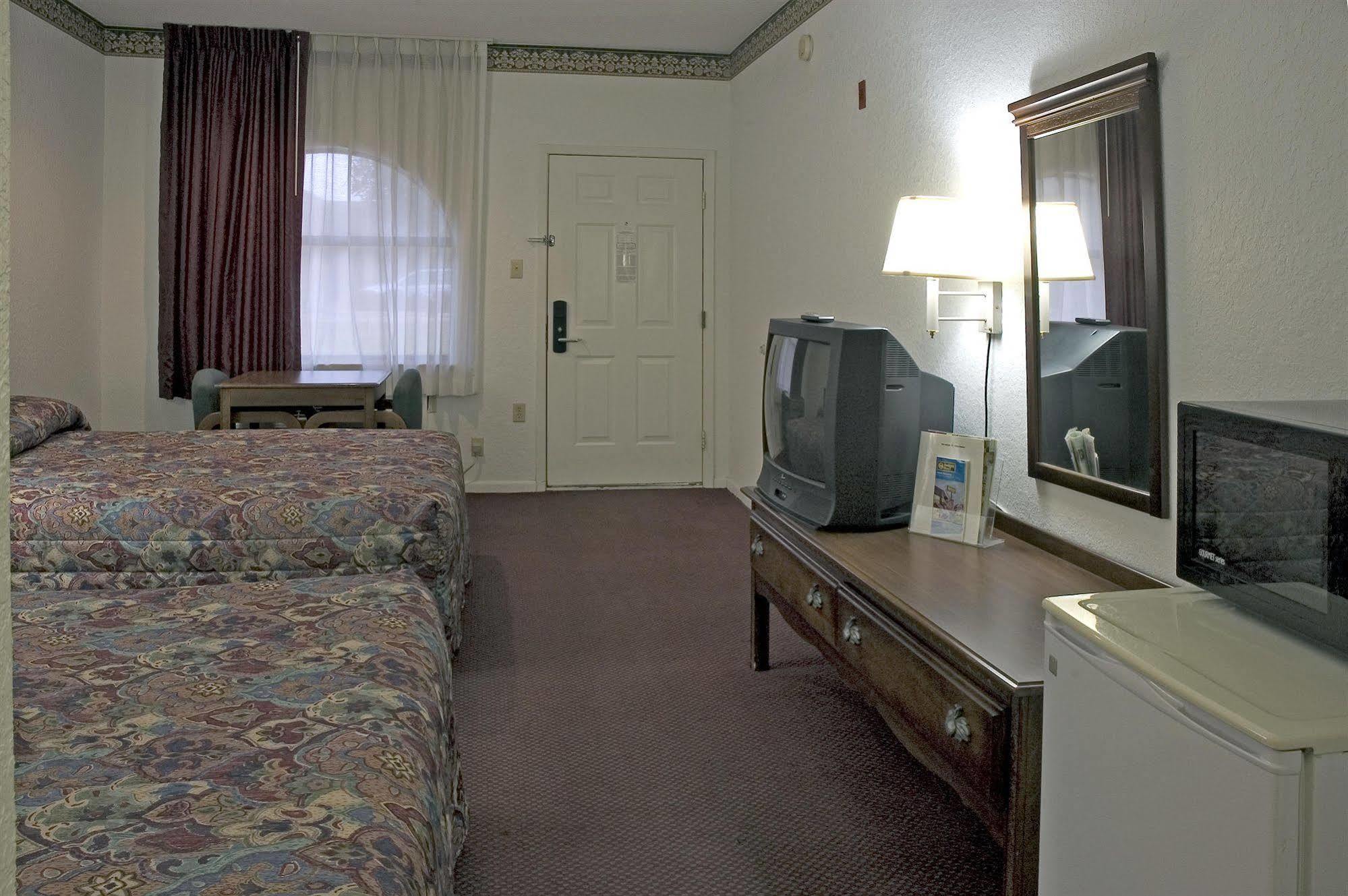 Budget Host Hempstead Inn Brookhollow/Energy Corridor Houston Extérieur photo